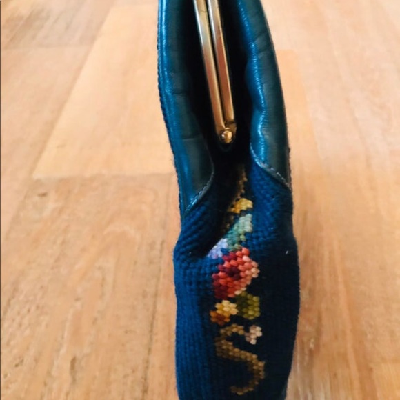 Vintage Tapestry Handbag - Picture 8 of 9